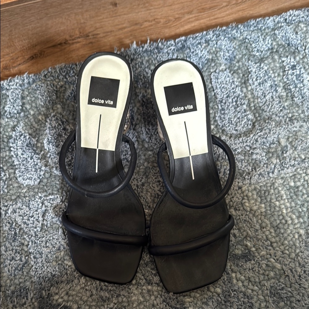Dolce Vita Black Heels with Modern Design
